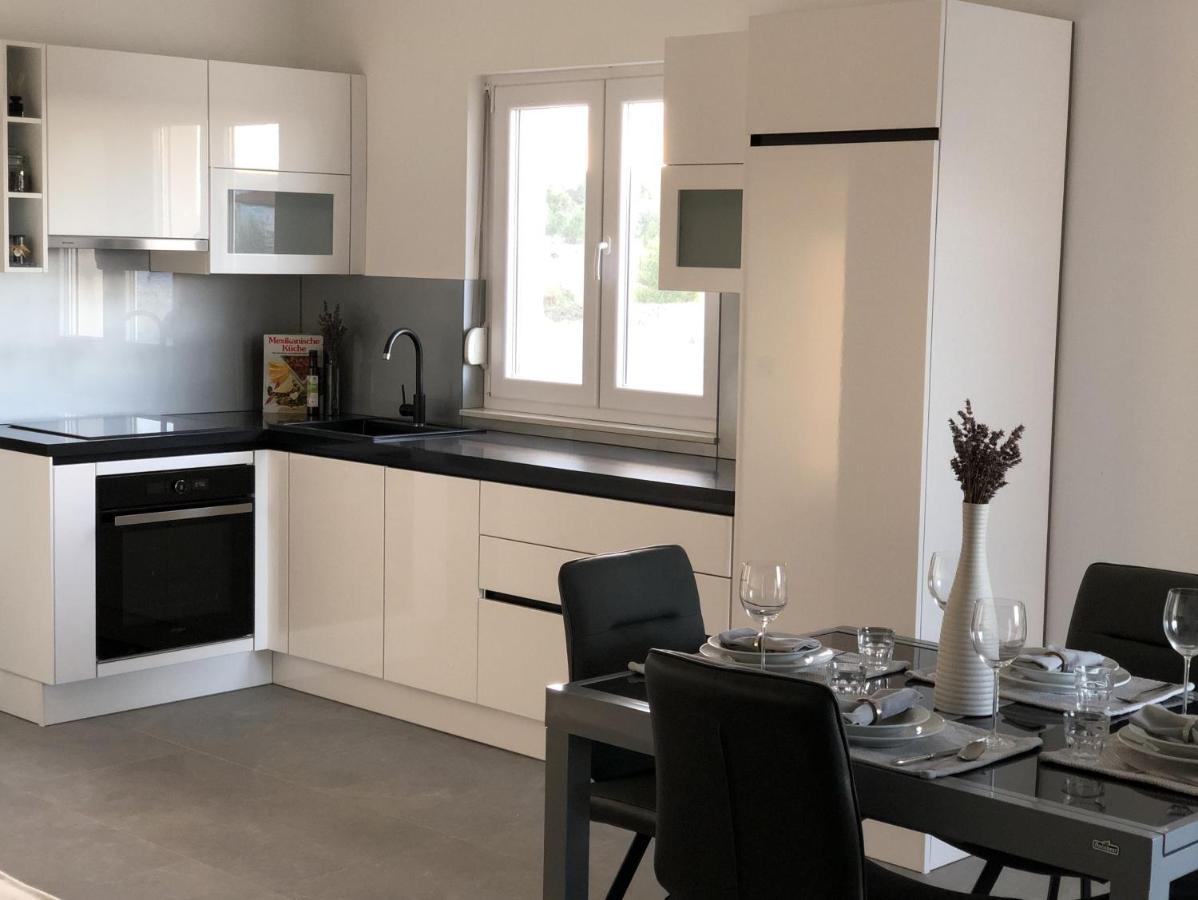 Apartments Villa Prima プリヴラカ エクステリア 写真