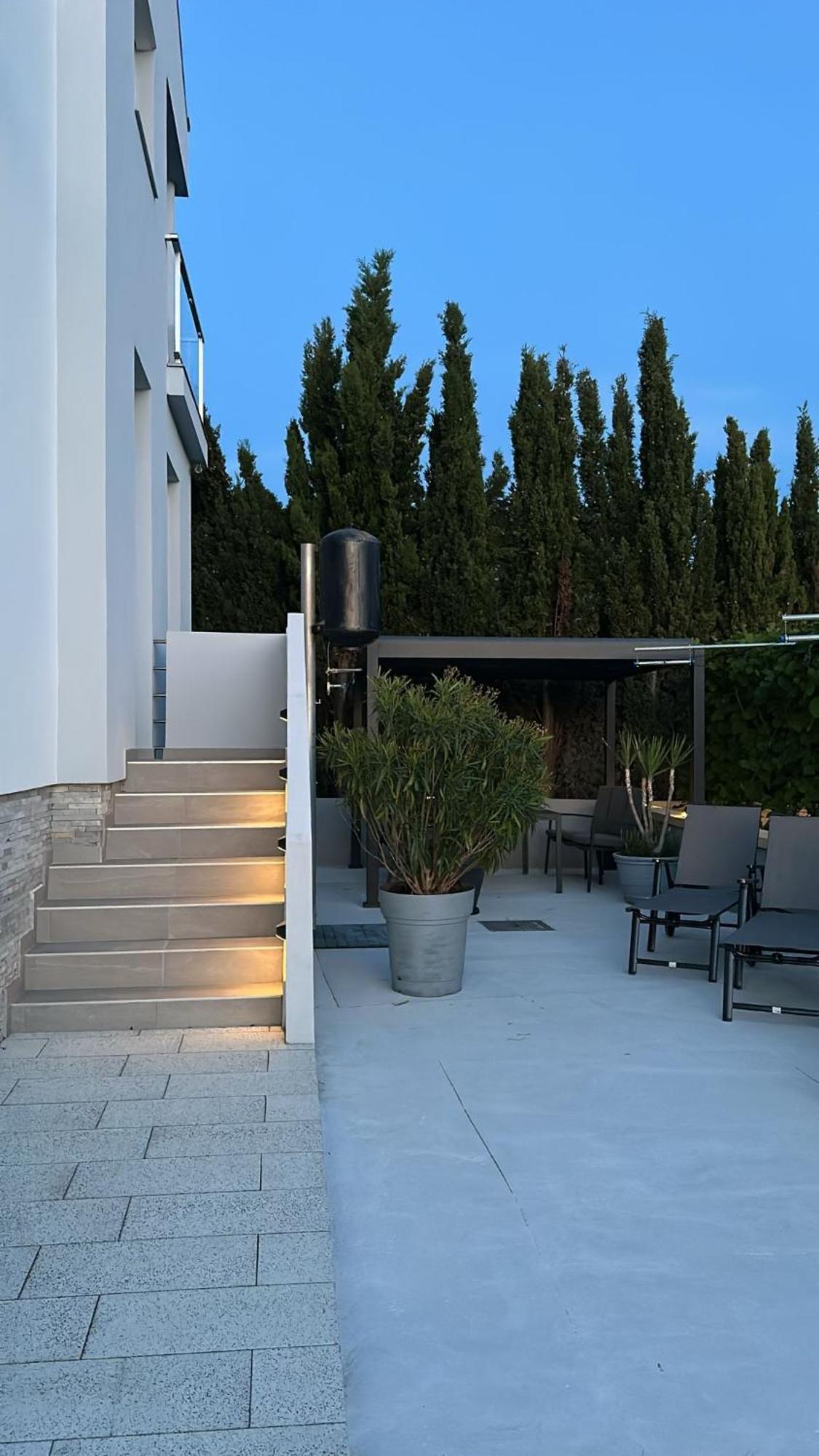 Apartments Villa Prima プリヴラカ エクステリア 写真